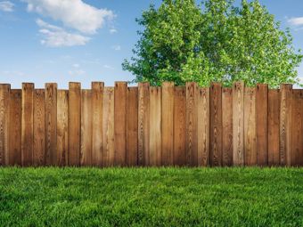 Come abbinare la recinzione alla casa e anche alla pergola