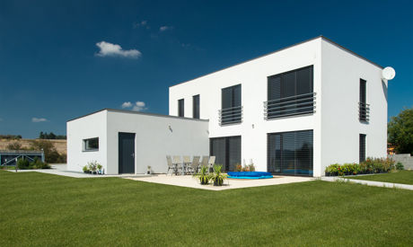 State costruendo una casa? Quando è il momento ideale per pensare alle schermature esterne