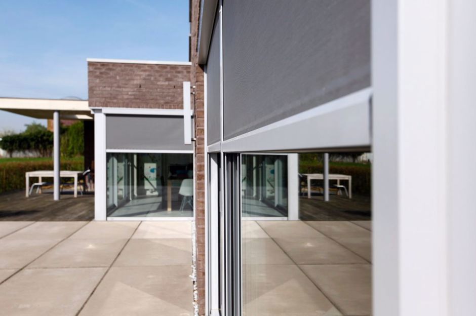 Come proteggere al meglio il balcone o la veranda dai raggi solari?