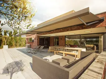 Tende da sole: Quale tipo di tende scegliere per il balcone e quale per la terrazza?