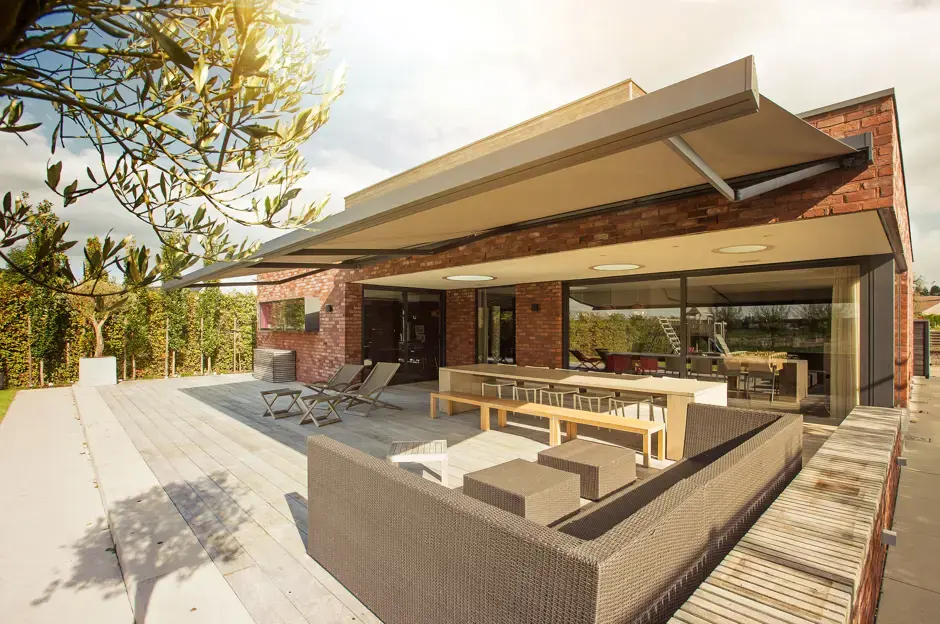 Tende da sole: Quale tipo di tende scegliere per il balcone e quale per la terrazza?