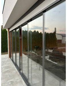 ARTOSI SLIDE PANELS con tenda a rullo schermante 