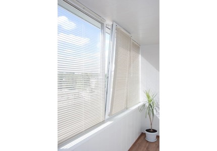 Tende per finestre in plastica
